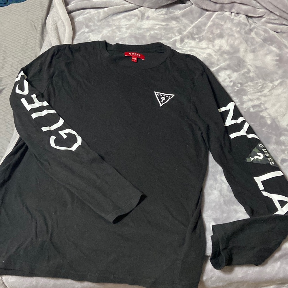 Long sleeve Guess shirt